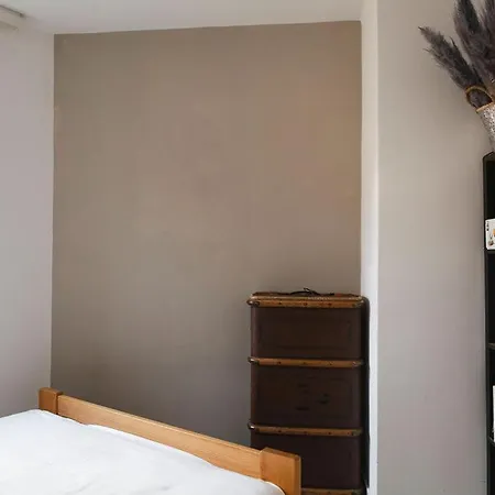 Casa Isabella App 2403 *