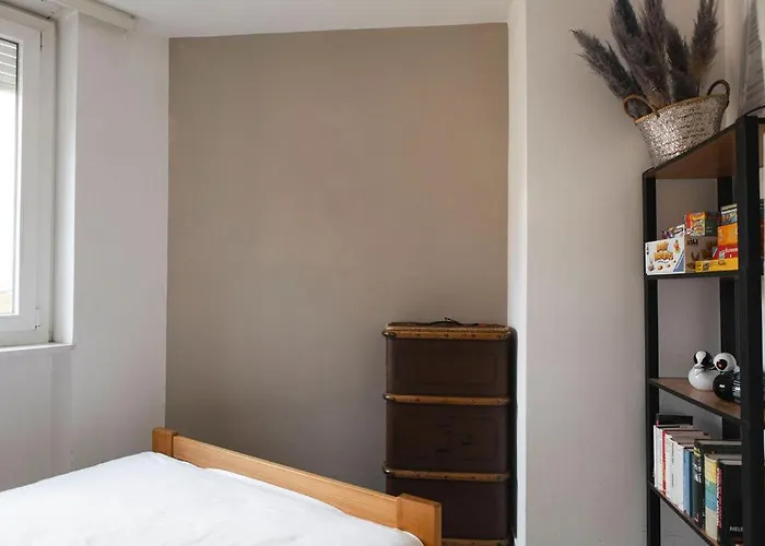 Casa Isabella App 2403 *